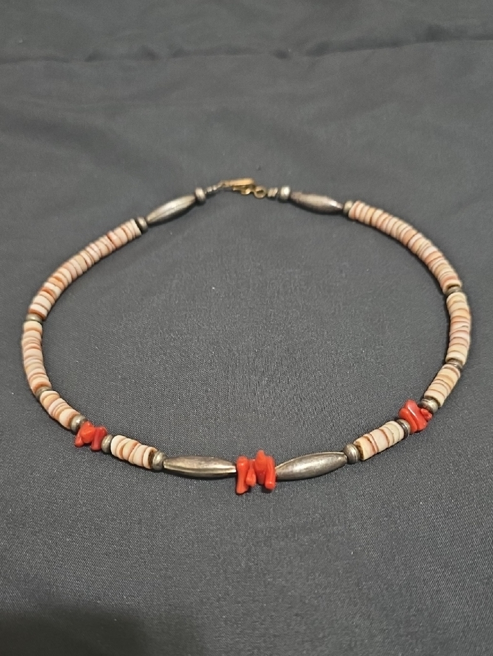 Vintage Handcrafted Native Coral & Shell Beaded Necklace Choker